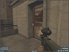 Wejdź do środka i zacznij likwidować tych gostków, których wcześniej nie mogłeś dojrzeć (#1) - [Misja 07] [Segment 1/3] Catacombs | Rainbow Six Lockdown - Tom Clancys Rainbow Six: Lockdown - poradnik do gry