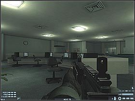 Możesz już podejść do uwolnionych cywilnych postaci w celu przyłączenia ich do drużyny (#1) - [Misja 09] [Segment 1/2] Hospital | Rainbow Six Lockdown - Tom Clancys Rainbow Six: Lockdown - poradnik do gry