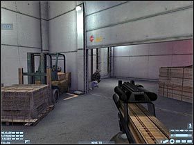 Za skrzyniami powinieneś odnaleźć laptop (#1), z którego będziesz oczywiście musiał korzystać - [Misja 11] [Segment 2/2] Channel Ferry | Rainbow Six Lockdown - Tom Clancys Rainbow Six: Lockdown - poradnik do gry