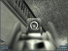 Teraz będziesz się skierować do PRAWEGO przejścia (#1) - [Misja 14] [Segment 2/2] Estate | Rainbow Six Lockdown - Tom Clancys Rainbow Six: Lockdown - poradnik do gry