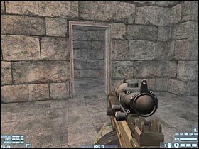 Uważaj ponieważ za rogiem wpadniesz najprawdopodobniej na pojedynczego gostka (#1) - [Misja 16 FINAŁ] [Segment 1/3] Castle | Rainbow Six Lockdown - Tom Clancys Rainbow Six: Lockdown - poradnik do gry