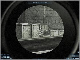 Zacznij teraz OSTROŻNIE przesuwać się w stronę znajdujących obok schodów (#1), oczywiście już razem z resztą drużyny - [Misja 16 FINAŁ] [Segment 3/3] Castle | Rainbow Six Lockdown - Tom Clancys Rainbow Six: Lockdown - poradnik do gry