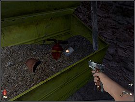 Schodzimy na sam dół, po drodze atakuje nas beznogi zombie - [Solucja] Klatka schodowa cz.2 | Bloodline Uśpione zło - Bloodline: Uśpione zło - poradnik do gry