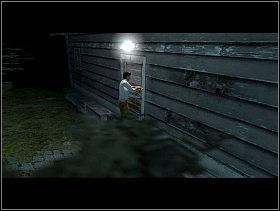 Nie pozostaje nam nic innego jak wejście do domu - [Solucja] Dziedziniec ośrodka cz.2 | Bloodline Uśpione zło - Bloodline: Uśpione zło - poradnik do gry