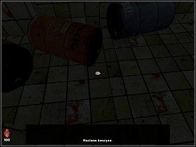 Po drabince z po lewej schodzimy na dół - [Solucja] Laboratorium cz.1 | Bloodline Uśpione zło - Bloodline: Uśpione zło - poradnik do gry