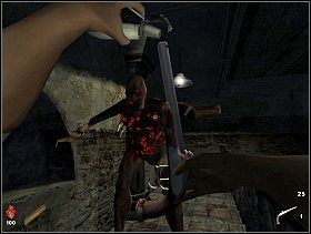 Schodzimy na dół, żeby zobaczyć jakie szkody wyrządziła spadająca poręcz, może przebiła jakieś tajemne przejście - [Solucja] Laboratorium cz.1 | Bloodline Uśpione zło - Bloodline: Uśpione zło - poradnik do gry