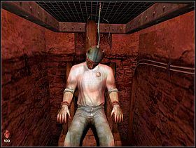 Odnajdujemy nieprzytomnego człowieka na krześle elektrycznym, jest nieprzytomny - [Solucja] Laboratorium cz.2 | Bloodline Uśpione zło - Bloodline: Uśpione zło - poradnik do gry