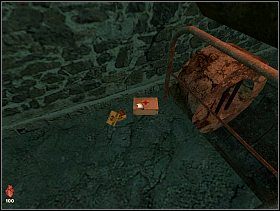 Nieopodal miejsca w którym znaleźliśmy się na początku jest ślepy zaułek oświetlony przez czerwoną lampę - [Solucja] Kanał | Bloodline Uśpione zło - Bloodline: Uśpione zło - poradnik do gry