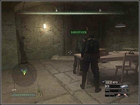 Zejdź na dół, zabij strażnika przy celach, a potem zastrzel dwóch przy drewnianych beczkach - Misja 10 - The Wolfs Den | Solucja Commandos Strike Force - Commandos: Strike Force - poradnik do gry