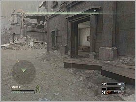 Skieruj się do kolejnej budowli na północy, która kiedyś robiła za teatr - Misja 12 - An Eye For An Eye | Solucja Commandos Strike Force - Commandos: Strike Force - poradnik do gry