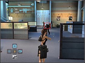 Zwróć się w stronę ogromnego ekranu - Japan - Meeting with Takamoto (3) | Etap 3 | Tomb Raider Legenda - Tomb Raider: Legenda - poradnik do gry