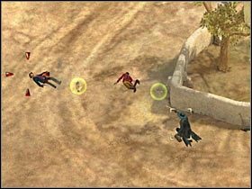 Zwróć uwagę, iż jeśli poprawnie się ustawisz (#1) będziesz mógł bezproblemowo rozprawiać się z bandytami krążącymi niedaleko wejścia prowadzącego na cmentarz - [Misja 5.2] Santa Fe - The Bookkeeper cz.3 | Desperados 2 - Desperados 2: Coopers Revenge - poradnik do gry