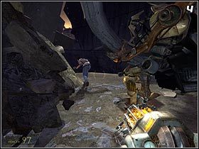 Alyx nawiąże kontakt ze swoim ojcem oraz doktorem Kleinerem - Poradnik do gry - Undue Alarm cz.1 | Half-Life 2 Episode One - Half-Life 2: Episode One - poradnik do gry