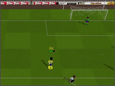 Za pierwszym razem (jeśli nie mieliśmy wcześniej do czynienia z SS i wychowaliśmy się na FIFA czy PES) strzelimy w bandę z reklamą... - Strzał na bramkę | Sterowanie w Sensible Soccer 2006 - Sensible Soccer 2006 - poradnik do gry