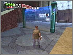 Obok basenu i schodów - The Mall | Classic mode | Tony Hawks American Wasteland - Tony Hawks American Wasteland - poradnik do gry