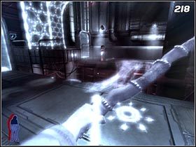 W sali z trasami magnetycznymi zostaniesz zaatakowany przez roboty - [Solucja] Hidden Agenda cz.1 | Prey - Prey (2006) - poradnik do gry