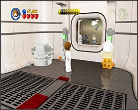 Gdy dotrzesz do ciemnego pomieszczenia, przesuń obie skrzynie na wgłębienia w podłodze - Episode IV - Secret Plans | Story Mode LEGO Star Wars II - LEGO Star Wars II: The Original Trilogy - poradnik do gry