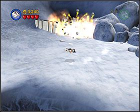 Za pomocą przeholowanej kuli-bomby zniszcz białą ścianę za bramą z punktu #1 i przeleć tunelem - Episode V - Hoth Battle | Freeplay Mode - LEGO Star Wars II: The Original Trilogy - poradnik do gry