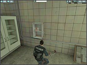 Skieruj się teraz do większego pomieszczenia, którego pilnował zlikwidowany wcześniej wartownik - [Chapter 2] Etap 2/3 cz.1 | El Matador - El Matador - poradnik do gry