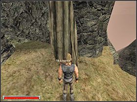 Wracając zauważysz drogę na górę (obrazek z lewej) naturalnie udajesz się nią, by dostrzec drugie wejście do kopalni - Witamy w Koloni (2) | Rozdział 1 | Gothic - Gothic - poradnik do gry