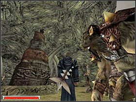 Udaj się dalej i użyj kołowrotu (obrazek z lewej) koło bramy wejściowej do wioski orków - Strażnicy portalu (1) | Rozdział 5 | Gothic - Gothic - poradnik do gry