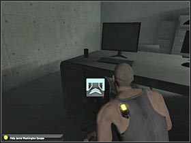 W pomieszczeniu tym możesz wykonać dwie czynności - Kansas - Ellsworth Penitentiary (1) | Misja 2 w Splinter Cell Double Agent - Tom Clancys Splinter Cell: Double Agent - poradnik do gry