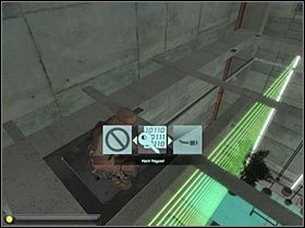 Po złamaniu zabezpieczeń będziesz oczywiście musiał otworzyć właz (#1) - Kinshasa (3) | Misja 9.1 w Splinter Cell Double Agent - Tom Clancys Splinter Cell: Double Agent - poradnik do gry