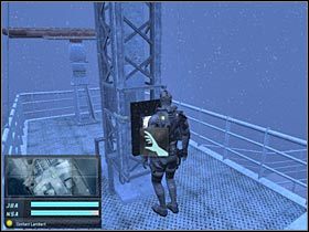 Teraz będziesz musiał zająć się przeciwnikami okupującymi mostek kapitański - Sea of Okhotsk (2) | Misja 4.2 w Splinter Cell Double Agent - Tom Clancys Splinter Cell: Double Agent - poradnik do gry