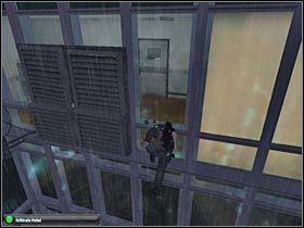 Wartownik powinien otworzyć okiennicę - Shanghai - Hotel (2) | Misja 5 w Splinter Cell Double Agent - Tom Clancys Splinter Cell: Double Agent - poradnik do gry