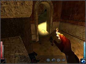 Droga wydaje się bezpieczna. Skok w dół. Piach amortyzuje skutki i do przodu. - The Temple of the Spider (9) | Rozdział 5 | Dark Messiah of Might and Magic - Dark Messiah of Might and Magic - poradnik do gry