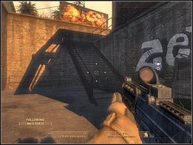 Z tego miejsca powinno ci się udać dokładniej rozejrzeć po okolicy - [Misja 1.2] Mexican Border - Trainyard cz.1 | Tom Clancys Rainbow Six Vegas - Tom Clancys Rainbow Six Vegas - poradnik do gry