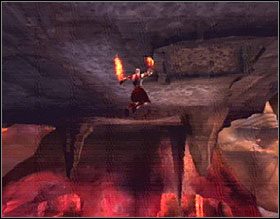 UWAGA: Zniszcz wszystkie stalaktyty na twojej drodze, pod jednym z nich znajdziesz przejście, które doprowadzi cię do Urn of Prometheus (screen powyżej, po prawej) - Atlas | Solucja God of War II - God of War II - poradnik do gry