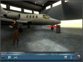 Przeczytaj napis na ogonie samolotu, a następnie weź kawałek szmaty z beczki po prawej - Rozpal mnie - (2) | Śledztwo #2 | CSI Kryminalne Zagadki Las Vegas - CSI: Kryminalne Zagadki Las Vegas - poradnik do gry