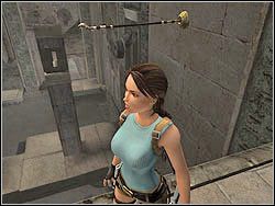 Przeskocz na kolumnę z twoimi plecami, przejdź za załom na prawo i wskocz na najwyższą jej krawędź - 11. Obelisk Khamoon (1) | Egipt w Tomb Raider Anniversary - Tomb Raider: Anniversary - poradnik do gry