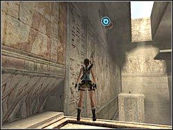 Kiedy ścigające cię ostrze ponownie oddali się na bezpieczną odległość, skocz z powrotem na występ, potem na jego sąsiada powyżej, a następnie odbij do tyłu na kamienną platformę - 11. Obelisk Khamoon (3) | Egipt w Tomb Raider Anniversary - Tomb Raider: Anniversary - poradnik do gry