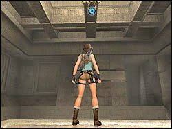 Zlokalizuj na samym środku powały obręcz, wybij się w jej stronę i zaczep o nią linkę - 11. Obelisk Khamoon (4 | Egipt w Tomb Raider Anniversary - Tomb Raider: Anniversary - poradnik do gry