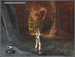 Przeskocz przez głazy na posadzkę sali, przejdź obok basenu i zaglądnij w lewy kąt komnaty - 15. Ostateczne starcie (2) | Zaginione Miasto w Tomb Raider Anniversary - Tomb Raider: Anniversary - poradnik do gry