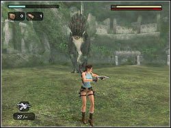 T-Rex ogłupiały pobiegnie przed siebie i rozbije się na skale lub którejś z przeszkód terenowych - Bossowie (1) | Przeciwnicy w Tomb Raider Anniversary - Tomb Raider: Anniversary - poradnik do gry