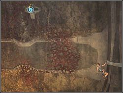 Z ostatniej, trzeciej szczeliny przeskocz na występ obok, a z niego wybij się wzdłuż ściany na widoczną nad głową obręcz zaczepiając o nią linką - 15. Ostateczne starcie (1) | Zaginione Miasto w Tomb Raider Anniversary - Tomb Raider: Anniversary - poradnik do gry