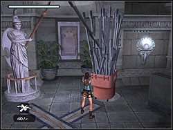 Przesuń czerwony kontener z rurami w okolicę wyrytego w podłodze iksa - Posiadłość Croftów (5) | Trening w Tomb Raider Anniversary - Tomb Raider: Anniversary - poradnik do gry