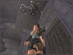 Opuść się w dół, podejdź do kraty pod balkonem i spójrz w sufit - Poziom 06. Świątynia św. Franciszka (1) | Sekrety w Tomb Raider Anniversary - Tomb Raider: Anniversary - poradnik do gry