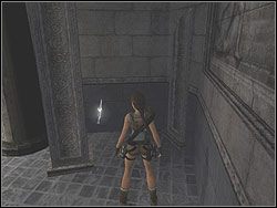 Następnie przy pomocy wystającego obok ze ściany drążka przeskocz na sąsiednią, znajdującą się na środku komnaty półkę - Poziom 06. Świątynia św. Franciszka (1) | Sekrety w Tomb Raider Anniversary - Tomb Raider: Anniversary - poradnik do gry