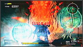 Druga faza walki jest bardzo prosta - wsiądź do VS-a i staraj się cały czas skakać i lewitować z pobliżu przeciwnika, atakując jego czerwone wnętrze ilekroć wystawi je spod skorupy - Misja 10 - Część I | Solucja Lost Planet Extreme Condition - Lost Planet: Extreme Condition - PC - poradnik do gry