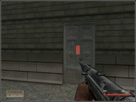 Po chwili znajdziemy się w newralgicznym punkcie - Misja 4 - Wyłamania i włamania - cz. 2 | Mortyr III Akcje Dywersyjne - Mortyr III: Akcje Dywersyjne - poradnik do gry