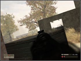 Gdy tylko wejdziemy do środka, zyskamy potężny argument w walce z przeciwnikami - Misja 6 - Mayday, Mayday - cz. 1 | Mortyr III Akcje Dywersyjne - Mortyr III: Akcje Dywersyjne - poradnik do gry