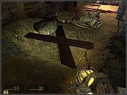 Trafisz do kolejnego tunelu, który doprowadzi cię do sporej jaskini ze źródełkiem i antlionami - [Solucja] Początek cz.3 | Half-Life 2 Episode Two - Half-Life 2: Episode Two - poradnik do gry