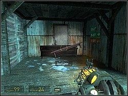 Gdy wejdziesz do następnego pomieszczenia, coś uderzy w jedną ze ścian - [Solucja] Ów żywot vortalny cz.4 | Half-Life 2 Episode Two - Half-Life 2: Episode Two - poradnik do gry