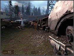 Przejdź przez biały samochód - [Solucja] Poza zasięgiem cz.2 | Half-Life 2 Episode Two - Half-Life 2: Episode Two - poradnik do gry