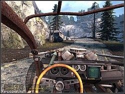 Schowek będzie dokładnie za nim (przy przewróconym drzewie) - [Solucja] Poza zasięgiem cz.3 | Half-Life 2 Episode Two - Half-Life 2: Episode Two - poradnik do gry