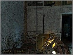 Gdy wejdziesz na górę, kieruj się w prawo - [Solucja] Poza zasięgiem cz.4 | Half-Life 2 Episode Two - Half-Life 2: Episode Two - poradnik do gry